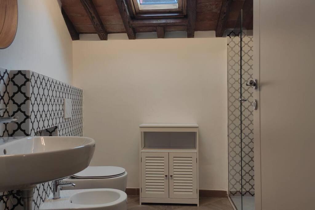 Large 2Br Apartment Near Piazza San Marco ฟลอเรนซ์ ภายนอก รูปภาพ